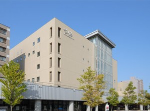 ＼札幌市生涯学習センターでお仕事／
幅広い分野の講座や研修施設の提供などを行っています！
市の施設で安定して働ける♪