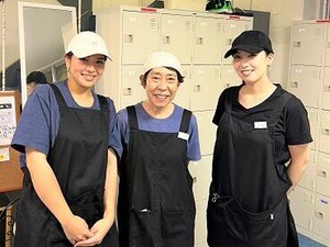 ＼大学生アスリート寮でのお仕事／
笑顔溢れるアットホームな職場です♪