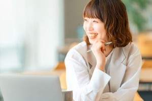 ▼スピード対応で採用中▼
お家にいながら【オンライン面接】OK
ご自宅近くのCaféで【出張面接】OK
※履歴書の準備も必要なし！