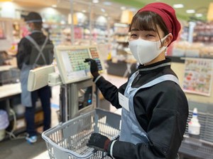 ＼学生多数活躍中！／
同世代の学生がたくさん在籍♪
大学進学前まで友達がたくさんできますよ◎
