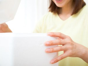 発砲スチロール箱を使った梱包作業☆
未経験者さんでも大歓迎です♪
困ったことがあれば聞きながら作業できます！