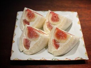 ＼未経験歓迎／
◆新宿駅直結で通勤ラクラク♪
◆髪型・髪色・ネイル・ピアスなど
→オシャレも楽しみながら働けます♪