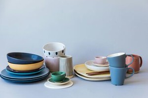 ﾟ*｡☆ NEWスタッフ募集 ☆。*ﾟ
カワイイ雑貨販売のお仕事
20代～40代の女性スタッフ活躍！
未経験の方も大歓迎◎