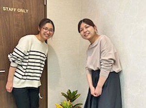 現在、3名程度の女性事務員が活躍中！
未経験の方にもしっかりサポートに入るので
安心して始められる環境です♪