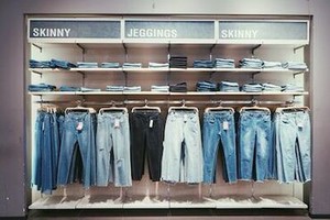 ﾟ*｡☆ ＮＥＷスタッフ募集 ☆。*ﾟ
1～2ヶ月の更新制のお仕事♪
シフト相談可能
即日勤務・フルタイム勤務ＯＫ