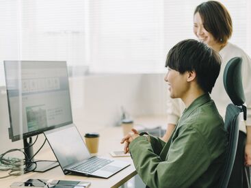 ＼博多駅直結の綺麗なオフィスビル／
オフィス内のカフェスペースでも一息♪
きっと長く続けたくなる充実した環境です！