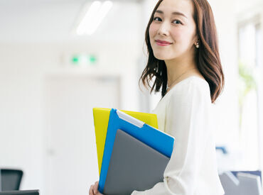 事前研修や先輩のフォローなど
サポート体制が充実しています◎
わからないことはすぐに聞ける環境です♪