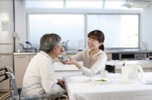 1日同じ利用者さんとゆっくり向き合えます。
未経験・ブランクの方も安心してご応募ください。