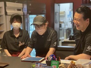 オープニング店舗で一緒に働きませんか♪
新店のため一からお店を作り上げてくれるメンバー大募集です！
※写真は既存店です