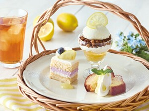 ★働きながら学べる環境
季節限定のパスタやスイーツが人気！
お茶の知識や、おいしい紅茶の淹れ方もマスターできます。