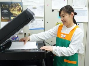 現在のスタッフもみんな未経験からスタートしました♪先輩スタッフが側にいるから、わからないことも聞けるのも安心ポイント！