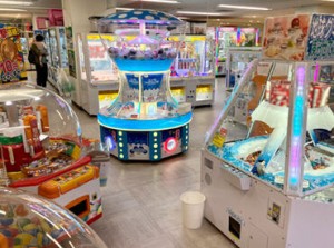 ★★ 久々のパート復帰もOK ★★ 
ゲームセンター好きな方！
子どもが好きな方！
 そんな方にピッタリのお仕事です♪