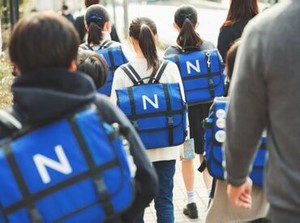 日能研は小学2年生から6年生が対象の
全国最大規模の進学塾！
日々勉強を頑張るこどもたちを
身近で支えられる点がやりがい◎