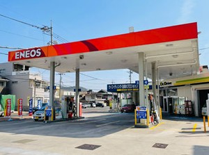 明るくてフランクな雰囲気の職場◎
セルフスタンドだから、給油や窓ふき作業はナシ♪
★お昼の時間帯 急募です!!★