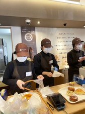 大人気のパンたちを、
お得に購入することも可能◎
食費節約しながら働こう！