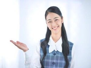来店されるお客様への対応や、預金・為替に関する事務作業など、金融機関での実務経験を活かせる職場です。