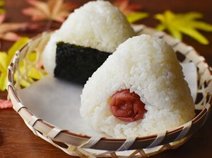 ﾟ*｡☆ NEWスタッフ募集 ☆。*ﾟ
おにぎり専門店＊早番固定OK
ノルマなくコツコツ勤務
20～50代活躍中