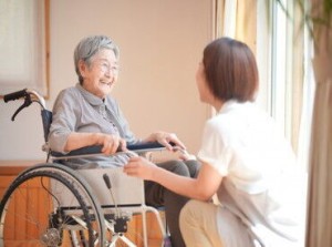 資格が活かせるオシゴト！介護福祉士の資格をお持ちの方にオススメ♪