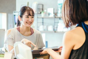 「安定して収入がほしい！」「新しい事を始めたい♪」
そんな方大歓迎！日払いでお給料もすぐにGet!
※イメージ画像