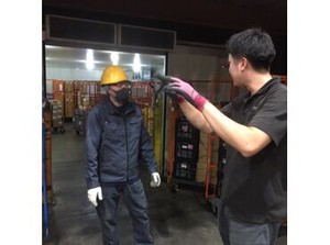 働きやすい環境あり！
フォークリフト免許取得支援制度あり！
資格手当や能率手当で給与も安定◎
お休み・シフトも相談可能です