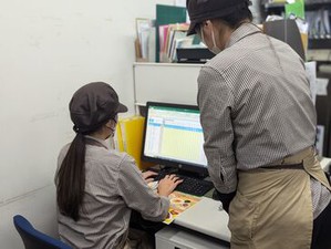 ＜シフト申告制＞お子様の学校行事、ご家庭の予定など、都合に合わせて勤務希望が出せます◎