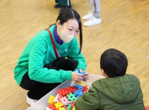 ＜子ども達と楽しく過ごそう！＞
一緒に遊んだり、運動したり♪
楽しいイベントの運営企画にも携われる★