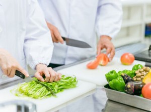 土日祝休みだから、プライベートも充実◎
基本的に夕方前には終わるので、夕飯の準備もバッチリ！
※画像はイメージ