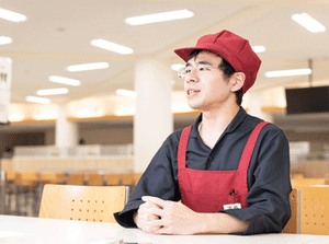 大学生協で働こう♪
学生たちにパワーをもらえる職場です★