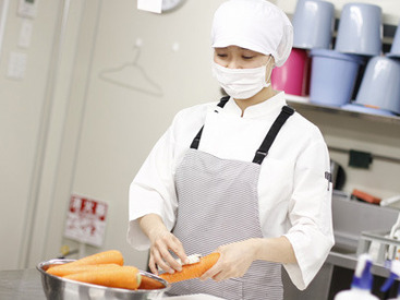 体に優しい昼食やおやつを毎日手作り！子どもたちの為に美味しい食事を作ってくれる方をお待ちしております！