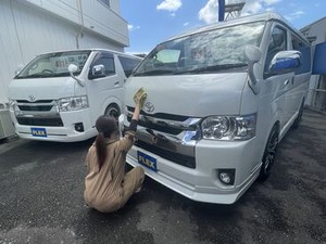 ＝*職場見学も大歓迎*＝
大きなガラス張りの明るい店内♪
まずは雰囲気を確かめるのもOK！