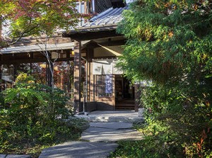 "履歴書不要"でラクラク応募！
山形蕎麦が自慢のお店で働きませんか？
日本家屋を改築リニューアルした情緒溢れるお蕎麦屋さん♪