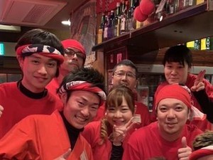 新鮮な肉を毎日提供しています。サッカーで盛り上がれます♪やりがいを持って働けますよ♪