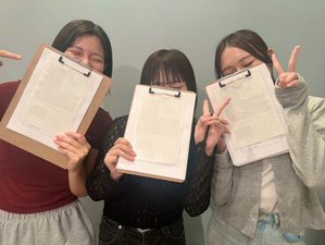 服装自由でバイトOK！いつもの恰好で気楽に働けます♪＊髪型・髪色自由＊ピアス・ネイルOK⇒オシャレの自由度バツグン◎