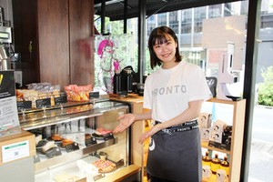 ＼ 未経験大歓迎 ／
初バイト、そんな方もぜひ♪
学生さん・主婦さん・フリーターさん活躍中!
オシャレSPOTの店舗なので大人気★