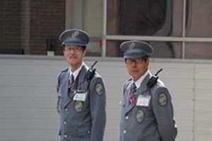 ＼警備未経験大歓迎／
初めての方にもしっかり研修を行うのでご安心ください♪
