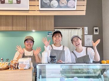 2024年3月OPENの新しいお店♪
きれいなお店で楽しく働けます！
★憧れのカフェスタッフのアルバイト★