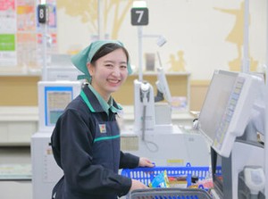 午前だけ／昼まで／夕方からなど…
部門ごとに選べるシフトを豊富にご用意♪
ライフスタイル優先で無理なく働けます◎