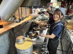 ～ カウンターのみの店内 ～
バタバタ歩き回る作業はありません◎