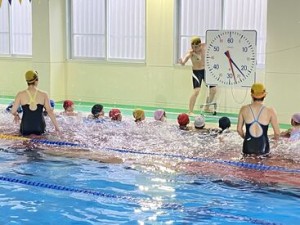 ＼未経験OK★水泳教室のアシスタント／
社内研修もあるので安心くださいね♪
履歴書不要！友達との応募もOK！