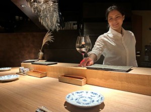 ＜ 絶品まかないあり ＞
コース料理の炊き込みご飯や焼き鳥串など♪
“無料”なのも嬉しいポイント◎