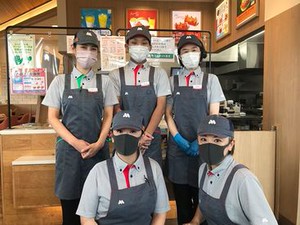 ＼高校生・学生大歓迎◎／
学校終わりやお休みの日にインして
お小遣い稼ぎができちゃいます★
希望もお気軽にご相談ください！