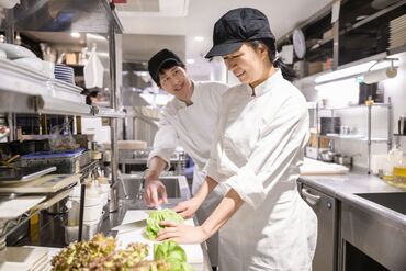 キッチンのお仕事が初めてでも大丈夫◎
充実した研修あり！テキストや動画でいつでも復習できるから安心です♪