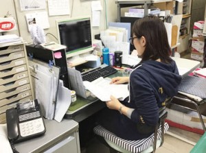 お仕事は、カンタンなPC入力や伝票処理など
イメージしやすい一般的な事務の内容です！
1つずつ丁寧にお教えします◎