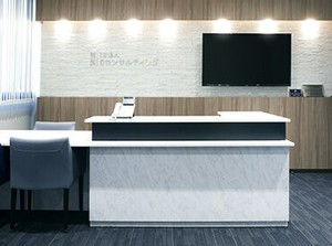 ゆくゆくは税理士を目指している方も歓迎！
まずは税務アシスタントとして経験を積んで、
その後は税理士試験に挑戦される方も◎