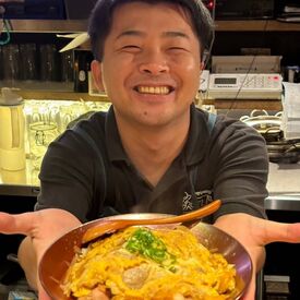 髪色＆ピアスetc.おしゃれも自由！
「自分らしく働きたい！」ってあなたにGOOD♪
お酒にも詳しくなれるかも◎