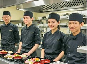 他大学の学生さんとも仲良くなれて友達の輪も広がります♪
髪色自由＆ネイルOK！普段のままでお越しください◎