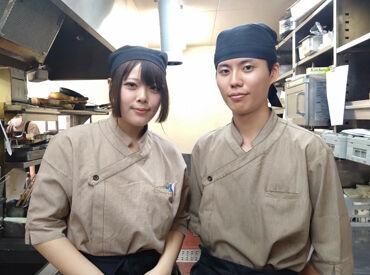 ほとんどのスタッフが未経験からのスタートでした★
優しい先輩ばかりだから、いつだって気軽に相談もできちゃいます♪