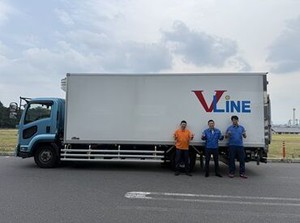 需要抜群の運送業界で
安定の待遇＆収入をGETしよう♪
気さくなスタッフばかりなので
スグに馴染めますよ‼
