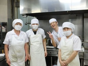 ＼子育て中の主婦さん活躍中／
15時まで＆希望休OKなので
久しぶりのお仕事にもピッタリです♪