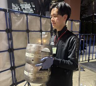 「筋トレ気分で働けます！」なんてSTAFFも多数(笑)
お仕事自体はとってもカンタンなので安心してください＊